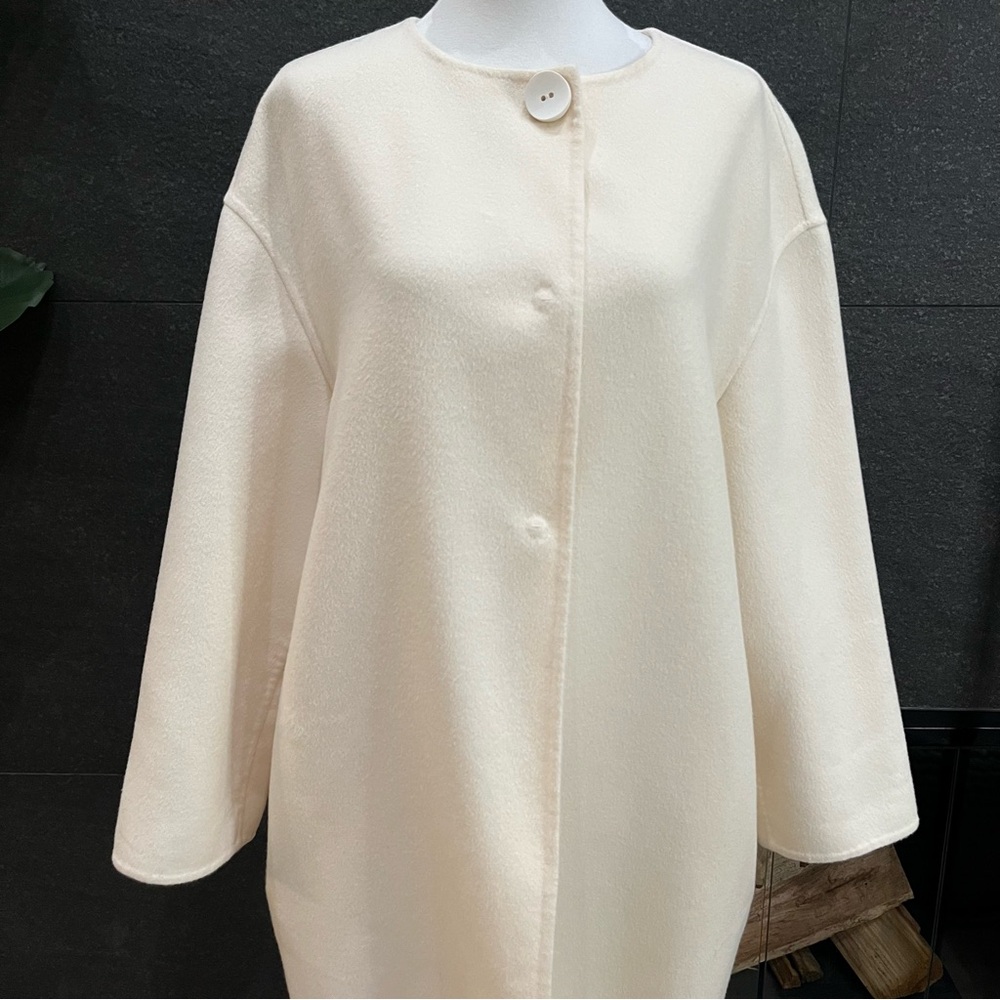 Prada Wool Collarless Coat Off White Size 42 - Picture 4 of 16